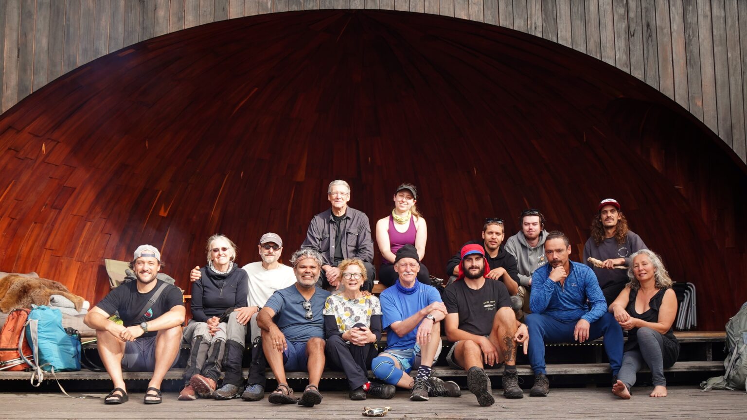 Takara waranta – walk with us.