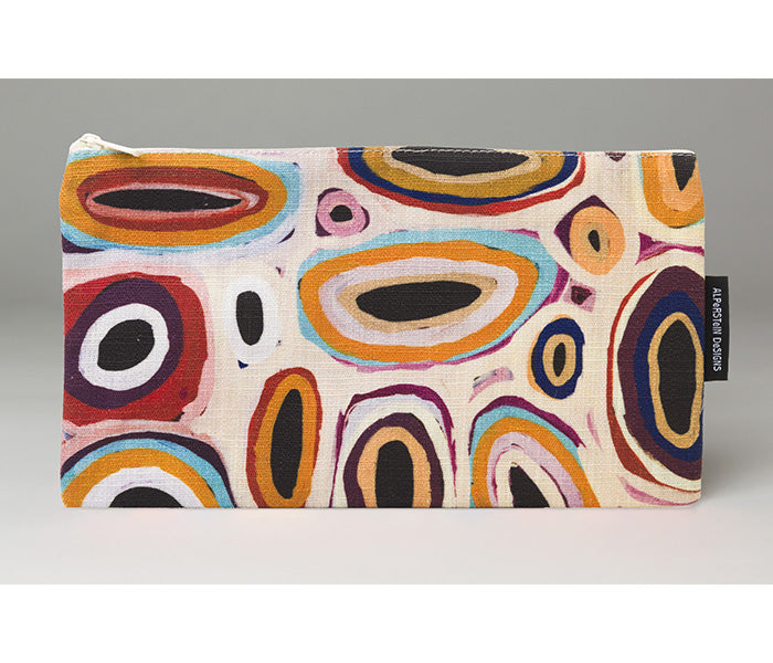 Gladys Kuru Bidu cotton zip bag