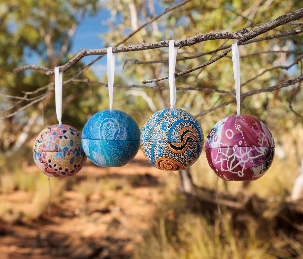 4 Pack Xmas Bauble Tins