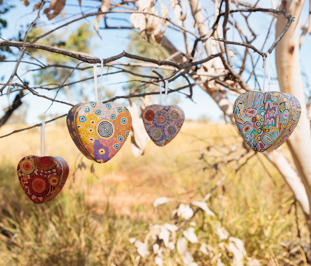 4 Pack Heart Shaped Tins