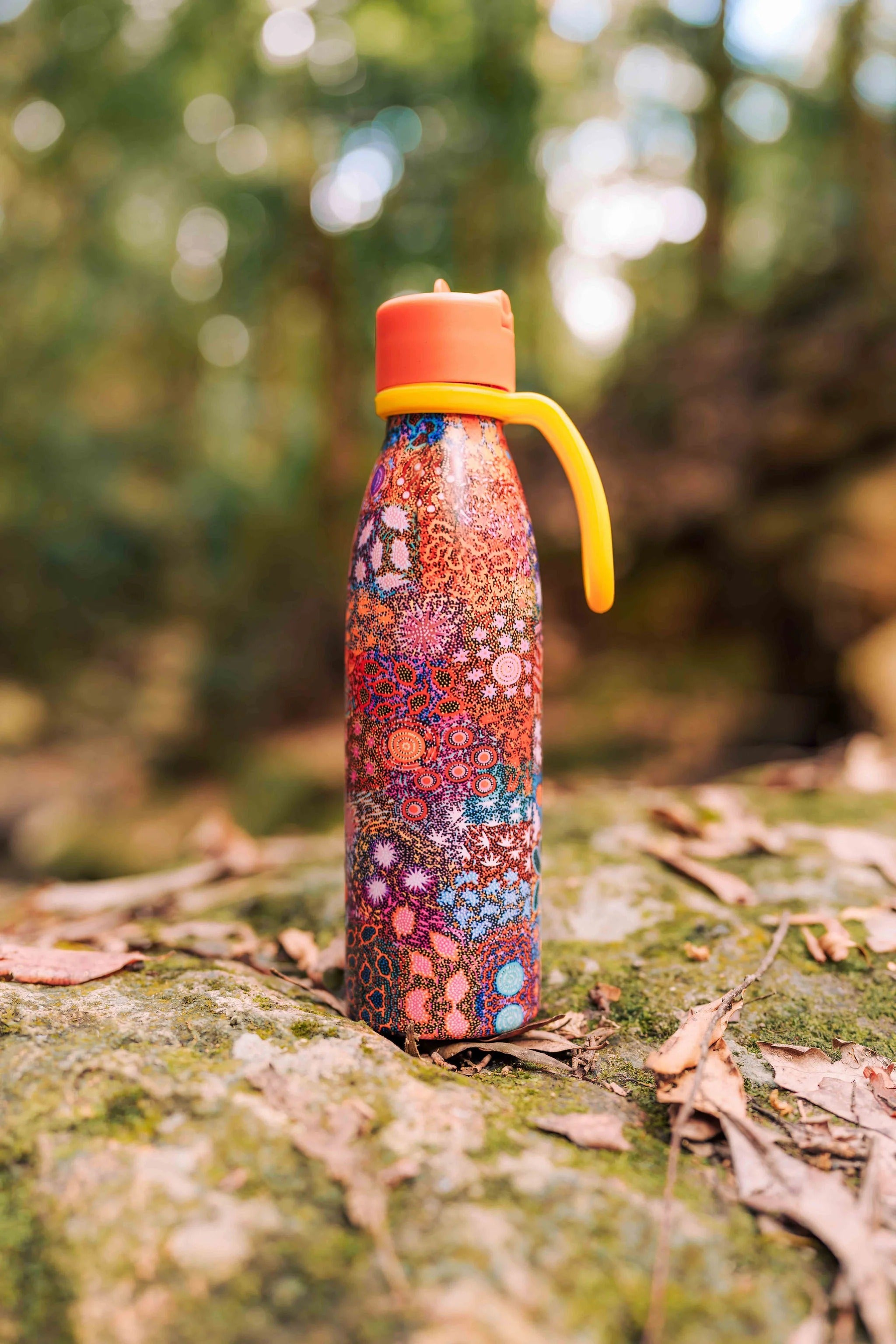 Aboriginal Grandmother's Country silicone handle water bottle